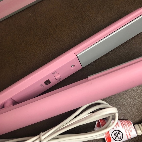 Beauty Essentials 1 inch Pink Ceramic Flat Iron - Picture 5 of 5